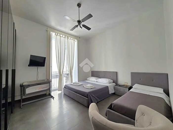 Appartamento bilocale in vendita in Via San Liborio, Napoli