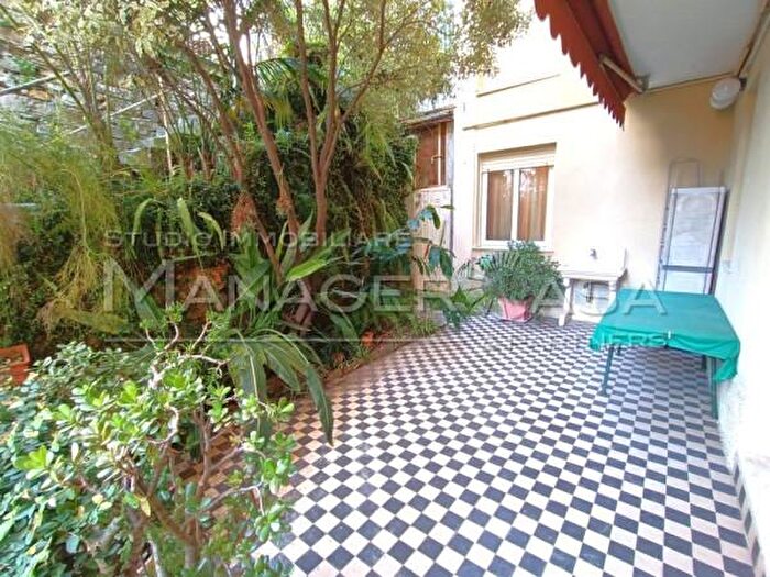 Appartamento quadrilocale in vendita in Via Val di Sole, Rapallo