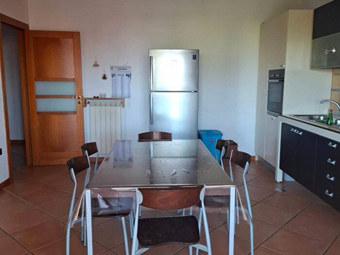 Appartamento quadrilocale in affitto in Via Francesco De Renzis, Mezzano, Caserta