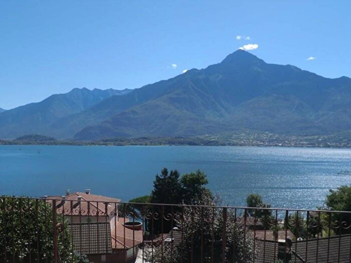 Appartamento in affitto in SSdir, Centro, Gera Lario