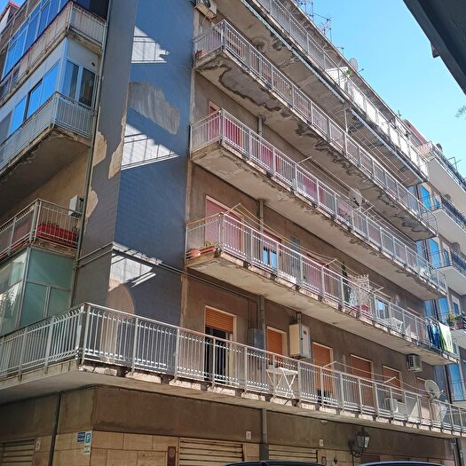 Appartamento quadrilocale in vendita in Via Benedetto Croce, Barcellona Pozzo Di Gotto