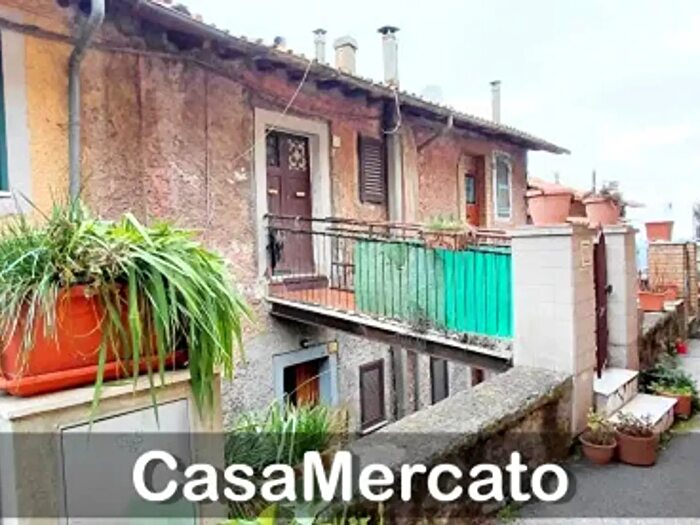 Appartamento bilocale in vendita in Vicolo dei Campi dAnnibale, Rocca Di Papa