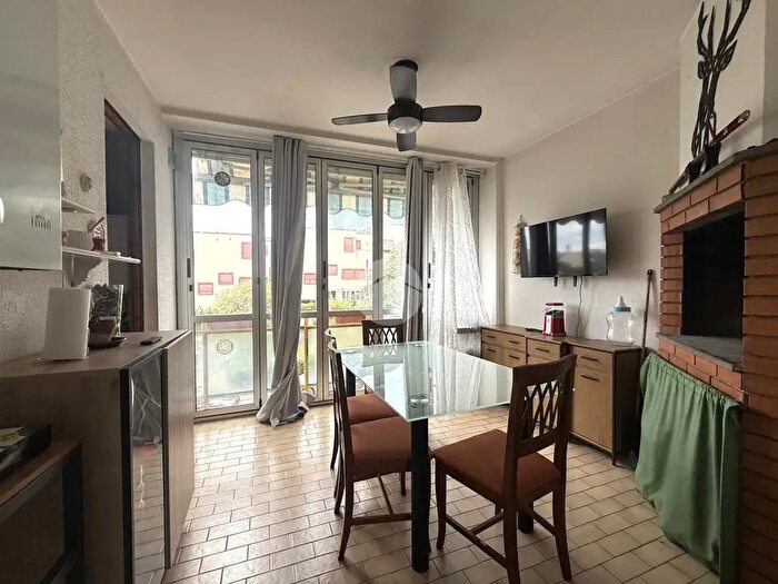 Appartamento quadrilocale in vendita in Via della Cooperazione, Terni