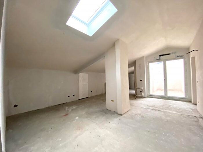 Appartamento con 5 locali in vendita in Montecatini Terme