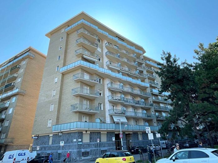 Appartamento trilocale in affitto in Via Giovanni Battista Gardoncini, Campidoglio, Torino