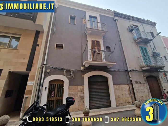 Appartamento trilocale in vendita in Barletta