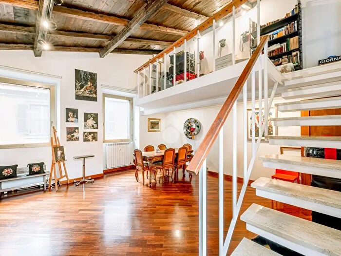 Appartamento quadrilocale in vendita in Via di Monte Brianzo, Roma