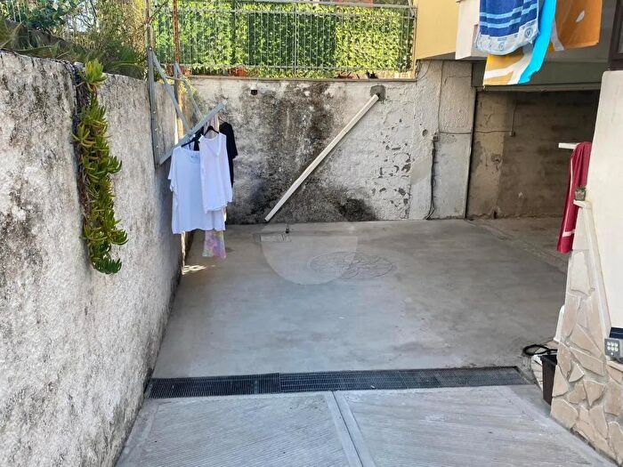 Appartamento con 5 locali in vendita in Minturno