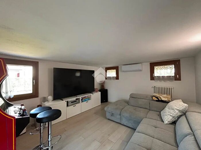 Casa quadrilocale in vendita in Via Rigotti, Cadoneghe