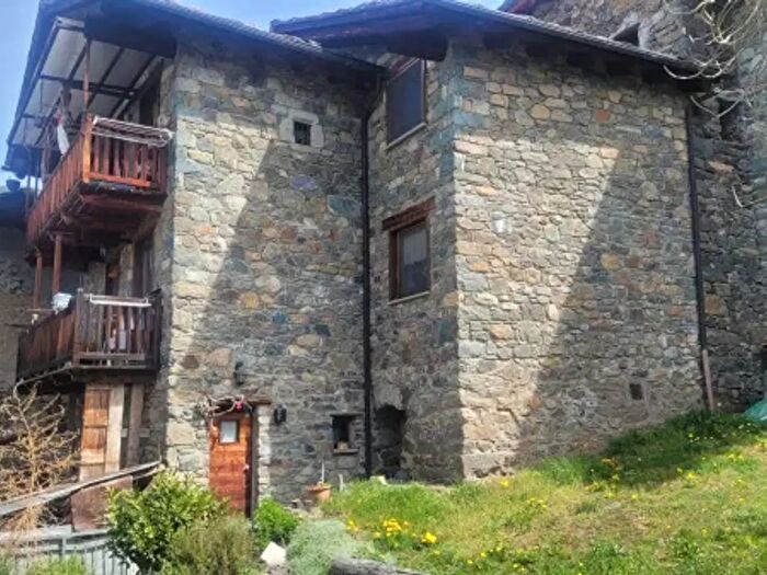 Appartamento con 6 locali in vendita in Località Linty, Saint Vincent