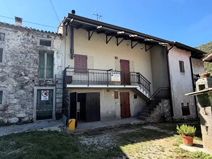 Casa quadrilocale in vendita in Località Biarzo, San Pietro Al Natisone
