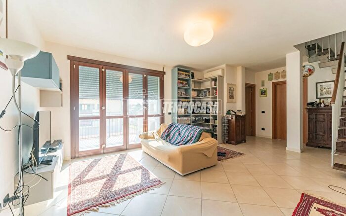 Appartamento quadrilocale in vendita in da Vinci, Cisliano