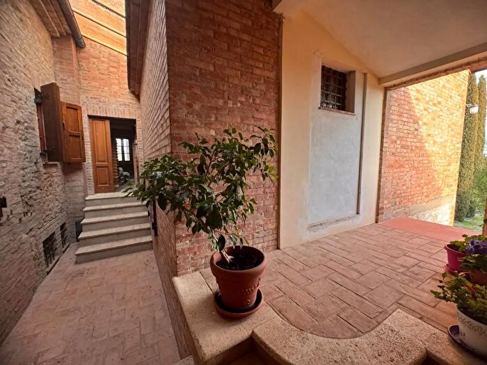 Appartamento quadrilocale in vendita in Monteaperti, Castelnuovo Berardenga