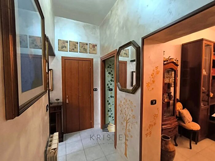 Appartamento con 5 locali in vendita in Piazza Paolo IV, Chieti