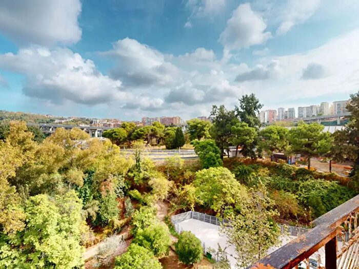Appartamento con 6 locali in vendita in Via San Domenico, Napoli