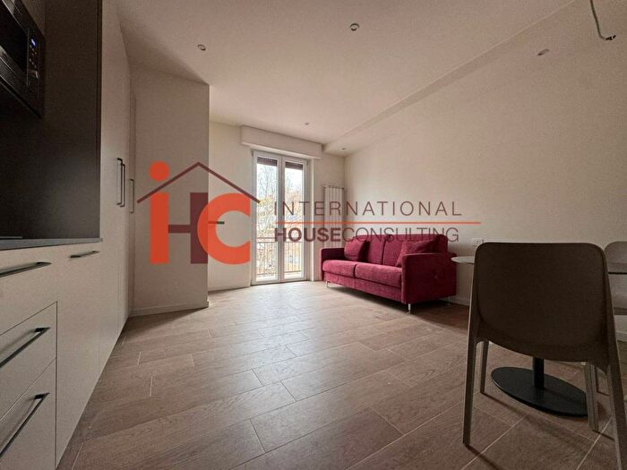 Appartamento monolocale in affitto in Via Giulio Crescenzi, Conca Fiorita, Bergamo