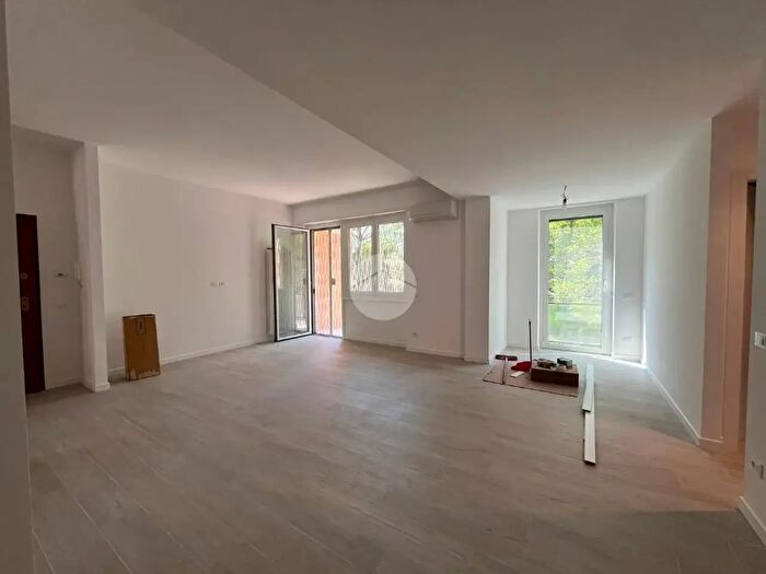 Appartamento quadrilocale in affitto in Via Pio Emanuelli, Roma