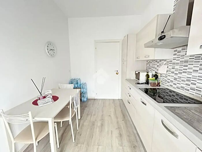 Appartamento bilocale in affitto in Viale Lucania, Milano