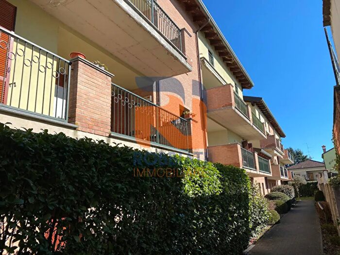 Appartamento trilocale in vendita in Via Roma, San Martino Siccomario