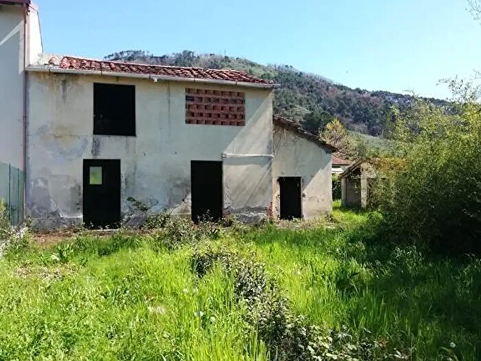 Casa con 7 locali in vendita in Massarosa