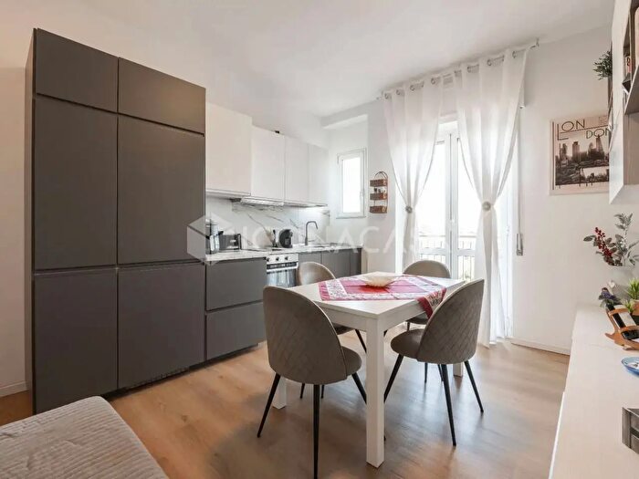 Appartamento bilocale in vendita in Via Mecenate, Milano