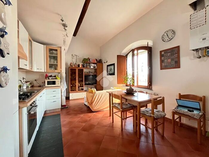 Appartamento bilocale in vendita in Via di Brozzi, Firenze