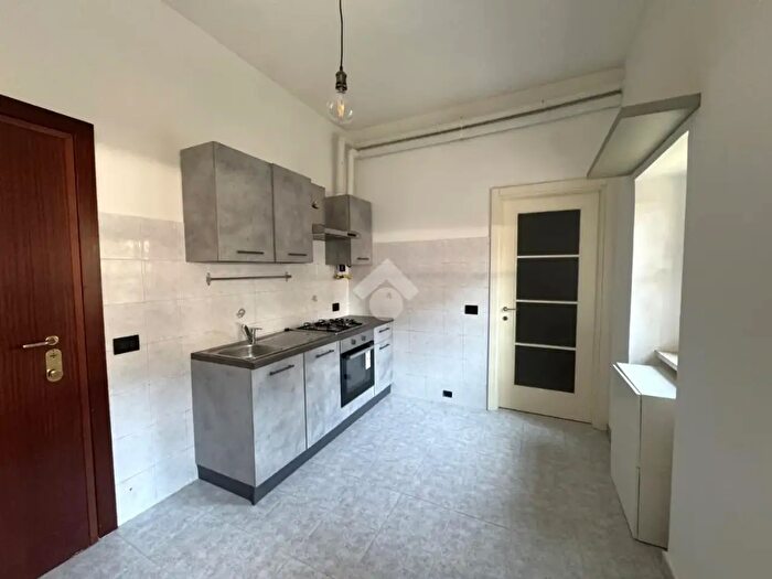 Appartamento bilocale in affitto in Via De Martino, Milano