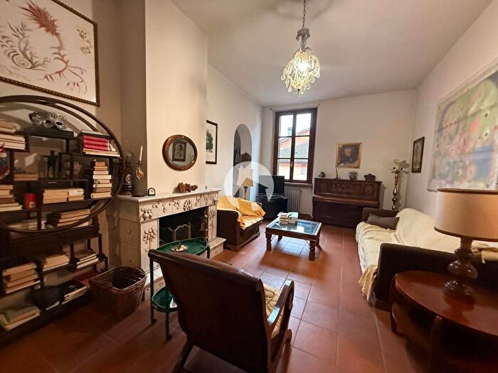 Appartamento con 6 locali in affitto in Del Guazzatoio, Centro Storico, Reggio Emilia