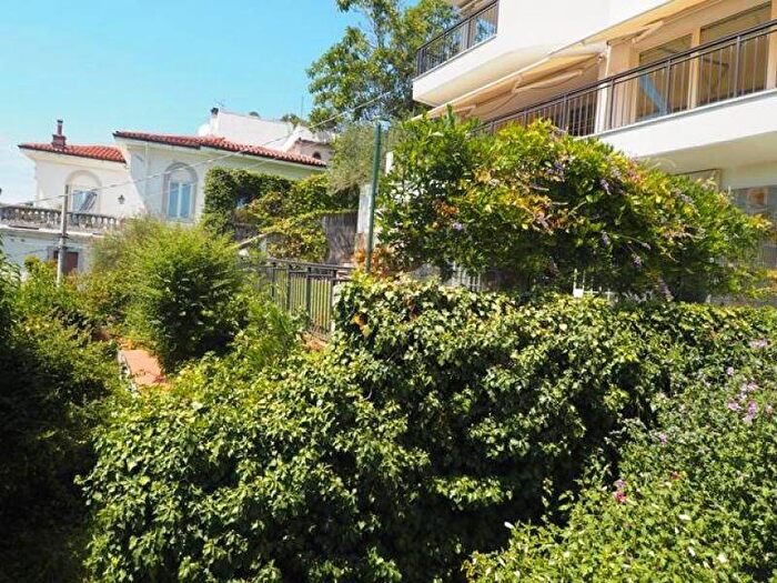 Appartamento con 5 locali in affitto in Barcola, Trieste