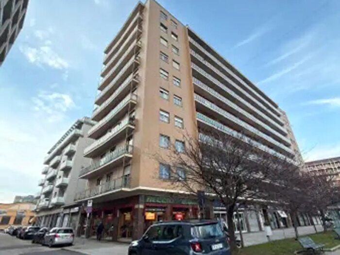 Appartamento bilocale in vendita in Piazza Giosuè Carducci, Torino