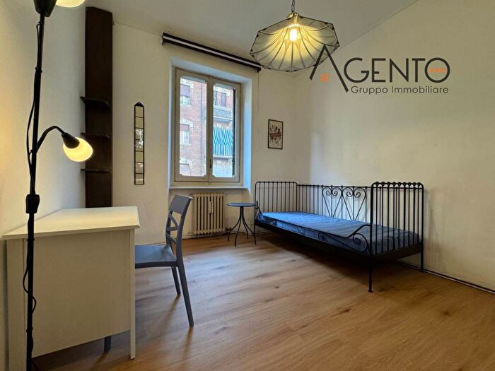 Appartamento trilocale in affitto in Via Domodossola, Parella, Torino