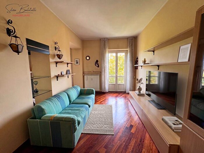 Appartamento trilocale in affitto in Via Principi d'Acaja, Cit Turin, Torino