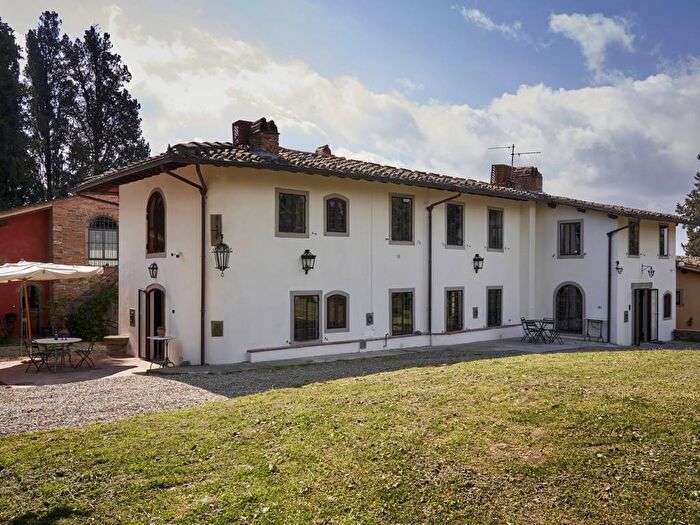Casa con 6 locali in affitto in Montebeni, Fiesole