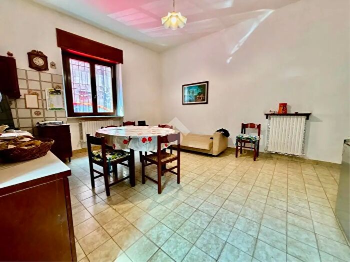 Appartamento quadrilocale in vendita in Via Marconi, Cividate Al Piano