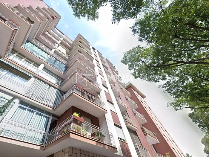 Appartamento trilocale in vendita in Corso Peschiera, Torino