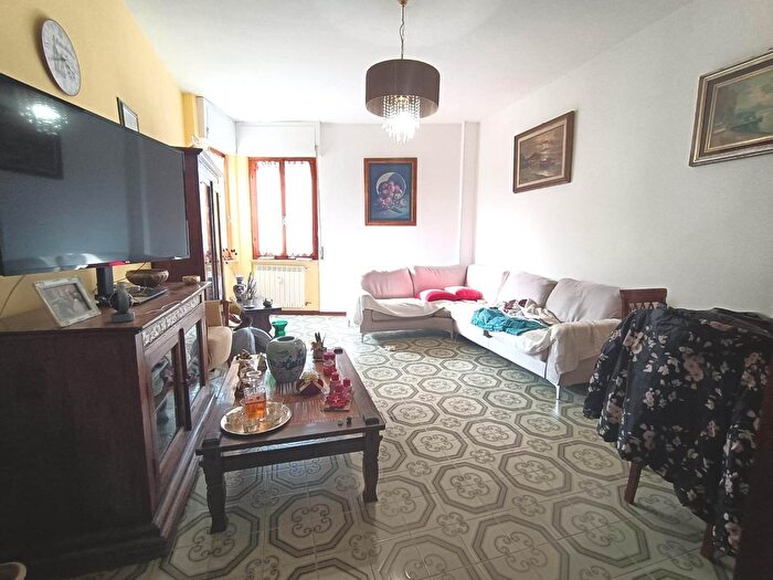 Appartamento quadrilocale in vendita in Cavallotti, Carrara