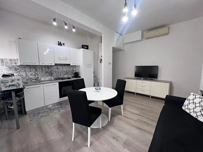 Appartamento trilocale in vendita in Viale Assunta b, Cernusco Sul Naviglio