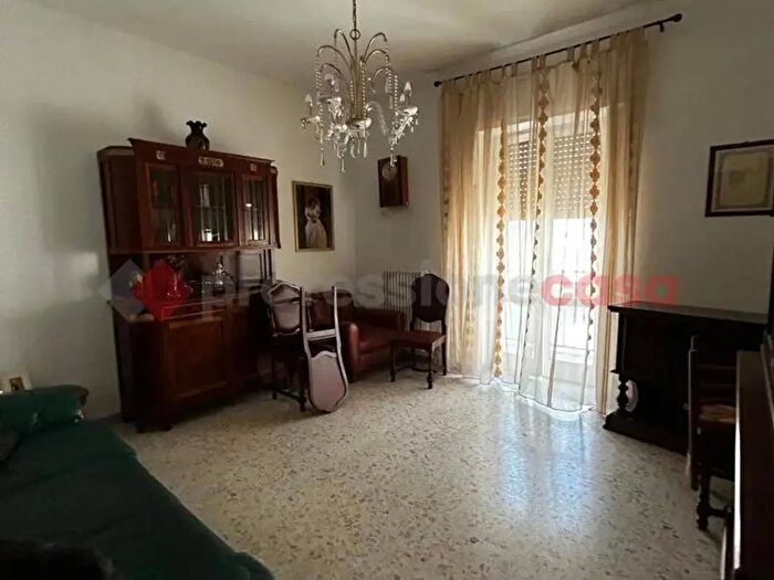 Appartamento con 5 locali in vendita in Via Fogazzaro Snc, Ostuni