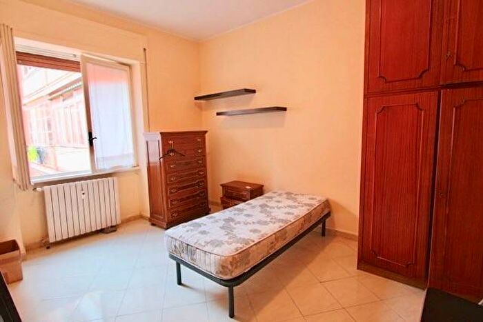 Appartamento quadrilocale in affitto in Africano Villa Chigi, Roma