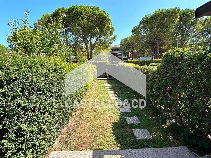 Appartamento bilocale in affitto in via papa giovanni, Rivoltella, Desenzano del Garda