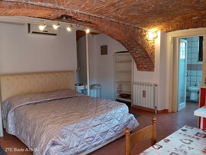Appartamento monolocale in affitto in Via Umberto, Margarita