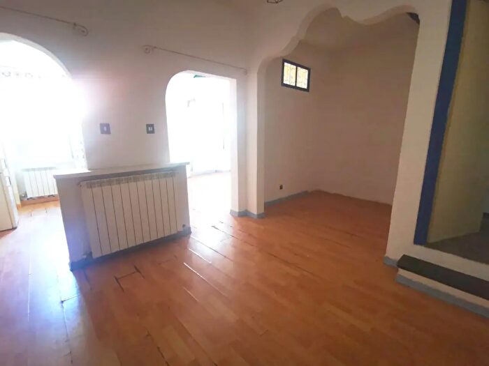 Appartamento trilocale in vendita in Via Doria, Imperia