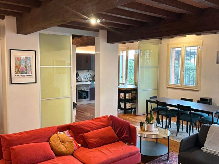 Casa con 5 locali in affitto in Stradello Paduli, Morane Contrada, Modena