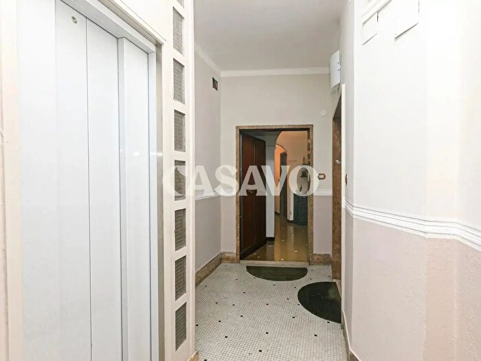 Appartamento bilocale in vendita in Via Napoli, Genova