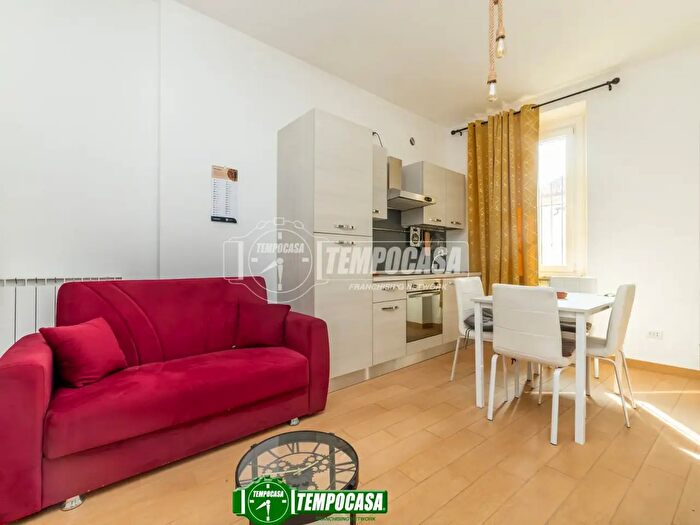 Appartamento bilocale in vendita in Via Madonna, Cambiago