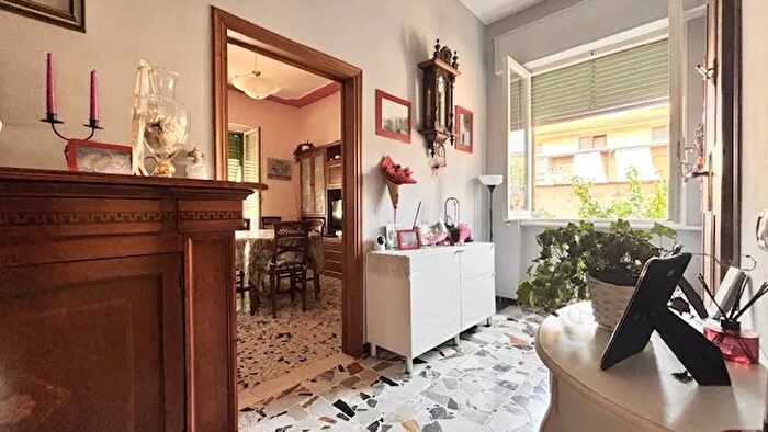 Appartamento quadrilocale in vendita in Sesto Fiorentino