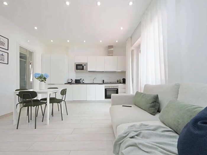 Appartamento monolocale in affitto in Viale Ammiraglio del Bono, Roma