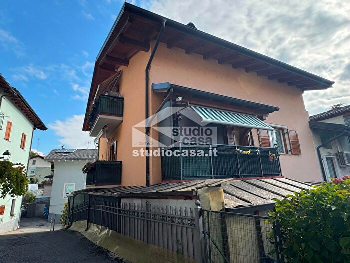 Casa con 11 locali in vendita in Via Spalliera, Roncegno