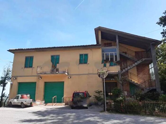 Casa monolocale in vendita in Località Corsciano, San Severino Marche