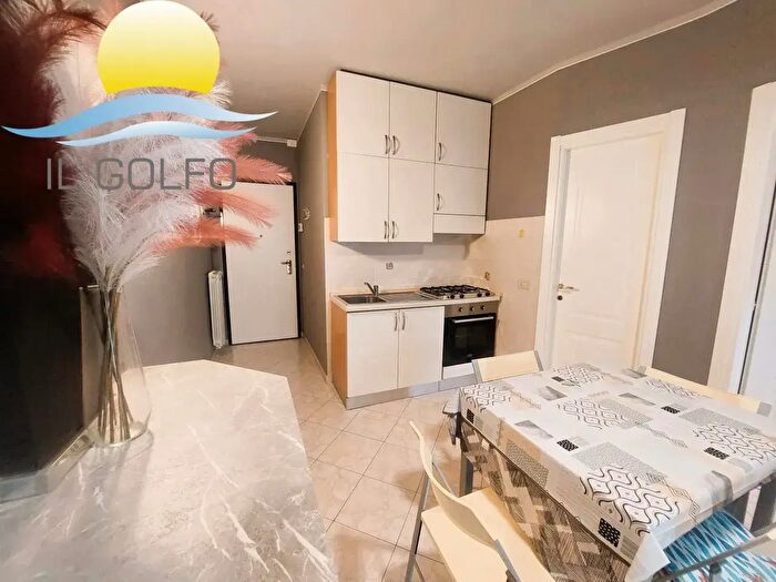 Appartamento bilocale in vendita in Via Aurelia, San Bartolomeo Al Mare